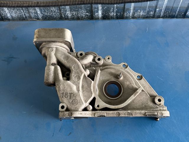 bontott KIA CARENS Olajszűrő Ház