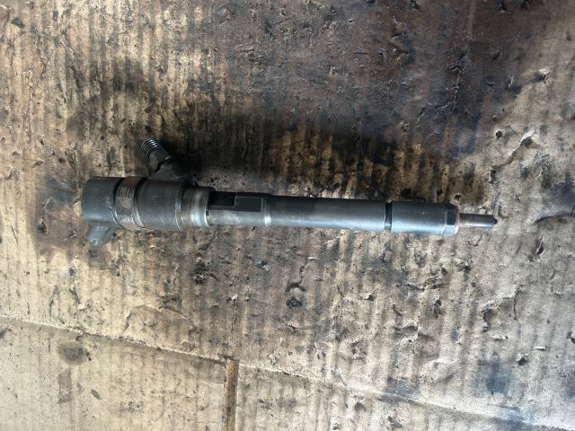 bontott KIA CARENS Porlasztó (1 db)