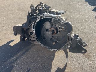 bontott KIA CARENS Váltó (Mechanikus)