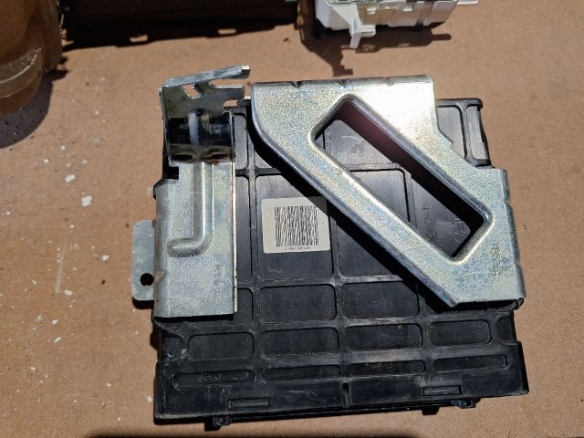 bontott KIA CARENS Automata Váltó Elektronika