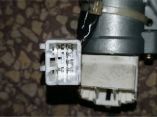 bontott KIA CARENS Gyújtáskapcsoló Házzal