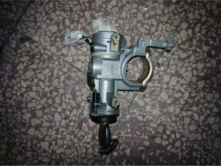 bontott KIA CARENS Gyújtáskapcsoló Házzal