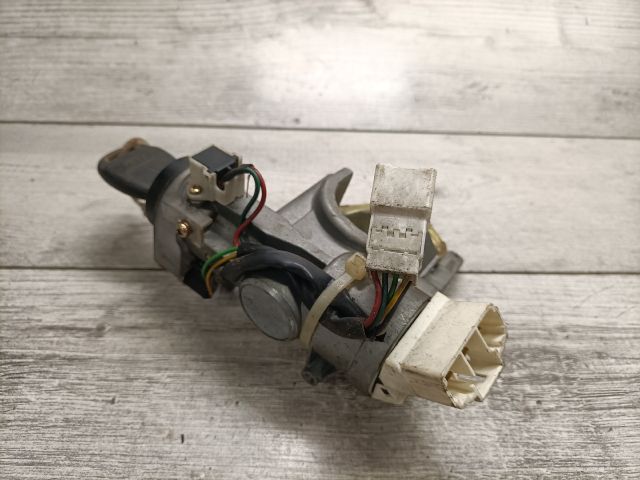 bontott KIA CARENS Gyújtáskapcsoló