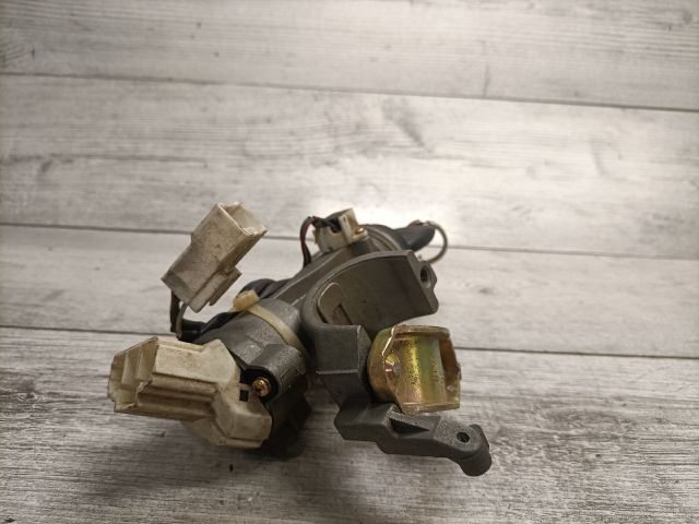 bontott KIA CARENS Gyújtáskapcsoló