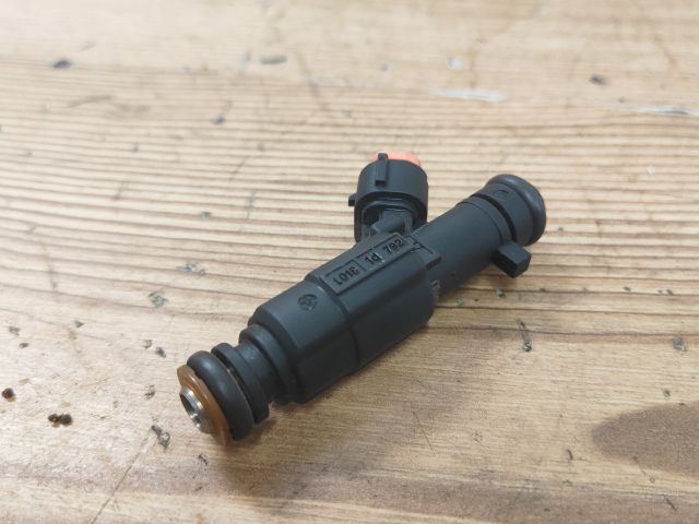 bontott KIA CARENS Porlasztó (1 db)