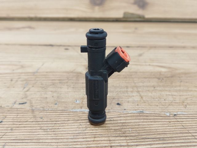 bontott KIA CARENS Porlasztó (1 db)