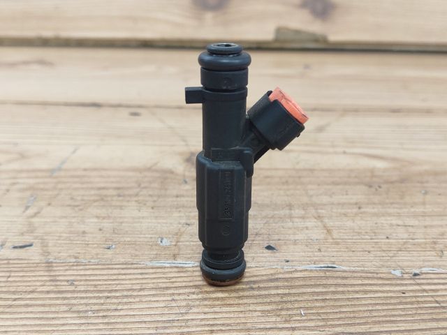 bontott KIA CARENS Porlasztó (1 db)