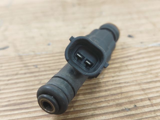 bontott KIA CARENS Porlasztó (1 db)