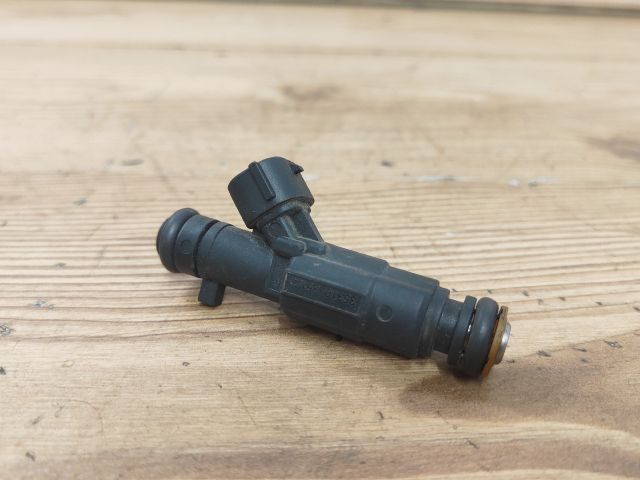 bontott KIA CARENS Porlasztó (1 db)