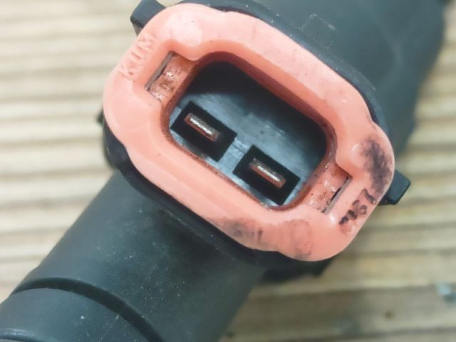 bontott KIA CARENS Porlasztó (1 db)