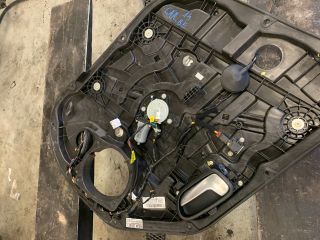 bontott KIA CARENS Bal első Ablakemelő Szerkezet (Elektromos)