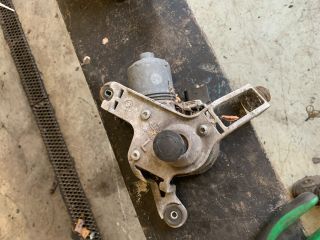 bontott KIA CARENS Bal első Ablaktörlő Motor