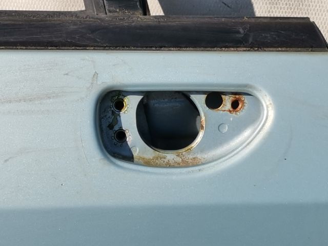 bontott KIA CARENS Bal első Ajtó (Üres lemez)