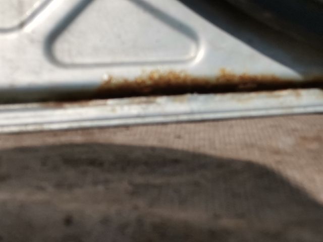 bontott KIA CARENS Bal első Ajtó (Üres lemez)