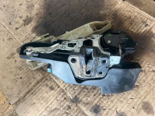 bontott KIA CARENS Bal első Ajtózár