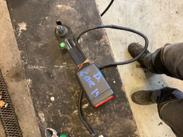 bontott KIA CARENS Bal első Biztonsági Öv Csat