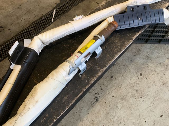 bontott KIA CARENS Bal első Függöny Légzsák