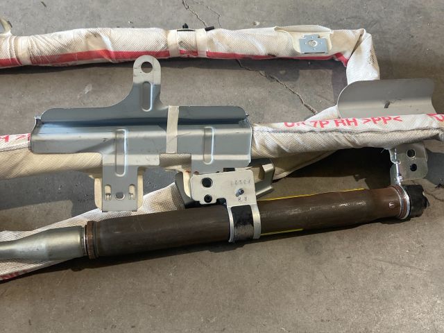 bontott KIA CARENS Bal első Függöny Légzsák