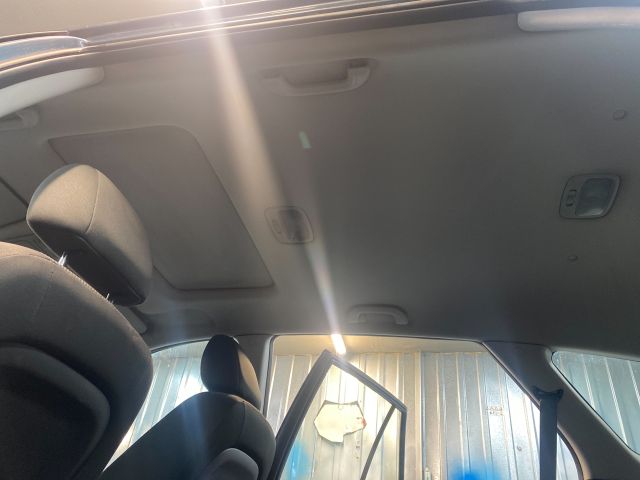 bontott KIA CARENS Bal első Hangszóró