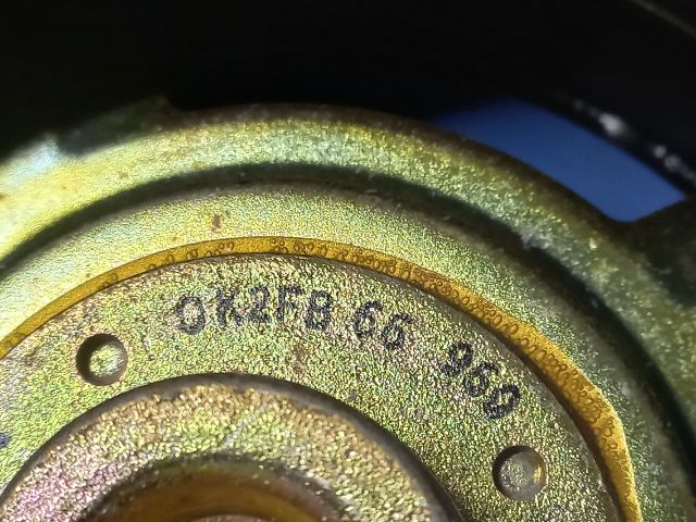 bontott KIA CARENS Bal első Hangszóró