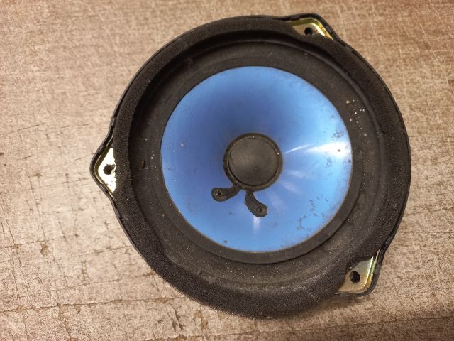 bontott KIA CARENS Bal első Hangszóró