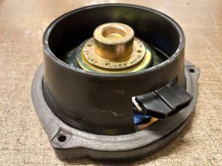 bontott KIA CARENS Bal első Hangszóró