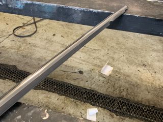 bontott KIA CARENS Bal első Vízlehúzó Gumicsík