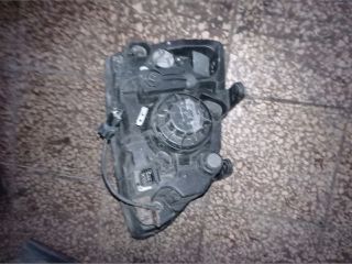 bontott KIA CARENS Bal Fényszóró