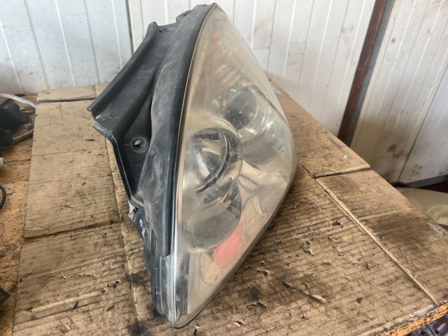 bontott KIA CARENS Bal Fényszóró