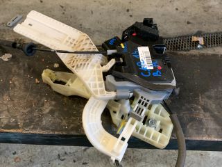 bontott KIA CARENS Bal hátsó Ajtózár