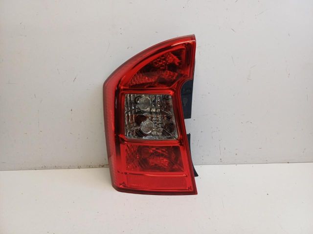 bontott KIA CARENS Bal Hátsó Lámpa
