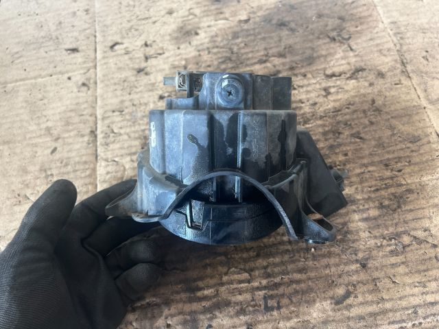 bontott KIA CARENS Bal Ködfényszóró