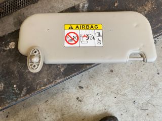 bontott KIA CARENS Bal Napellenző