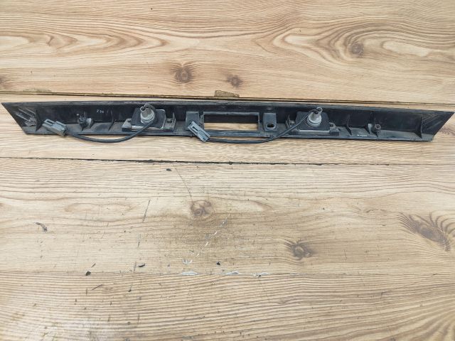 bontott KIA CARENS Csomagtérajtó Díszléc