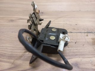 bontott KIA CARENS Csomagtérajtó Zárszerkezet