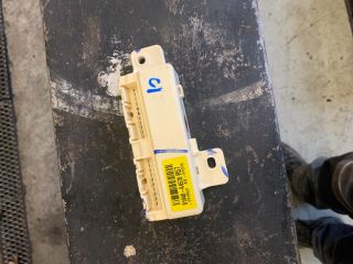 bontott KIA CARENS Elektronika (Magában)