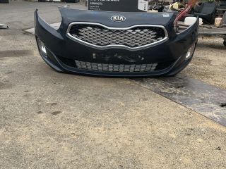 bontott KIA CARENS Első Lökhárító (Részeivel)