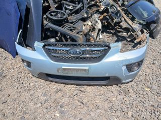 bontott KIA CARENS Első Lökhárító (Részeivel)