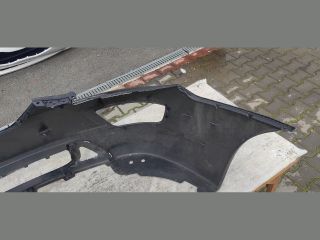 bontott KIA CARENS Első Lökhárító (Üresen)