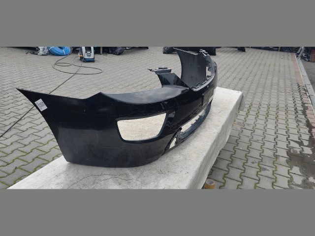 bontott KIA CARENS Első Lökhárító (Üresen)
