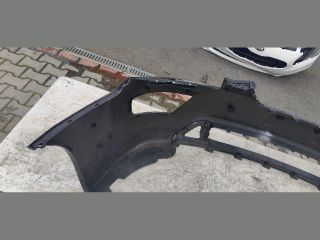 bontott KIA CARENS Első Lökhárító (Üresen)