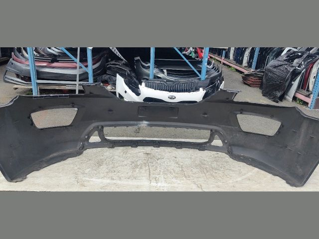 bontott KIA CARENS Első Lökhárító (Üresen)