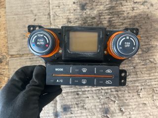 bontott KIA CARENS Fűtéskapcsoló (digit klímás)