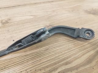 bontott KIA CARENS Hátsó Ablaktörlő Kar