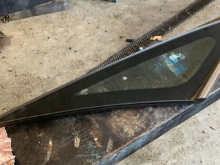 bontott KIA CARENS Jobb első Ablak