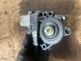 bontott KIA CARENS Jobb első Ablakemelő Motor