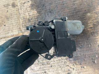 bontott KIA CARENS Jobb első Ablakemelő Motor
