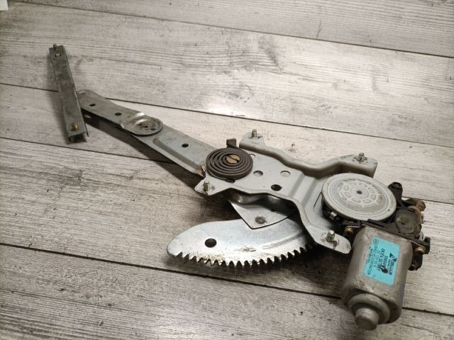 bontott KIA CARENS Jobb első Ablakemelő Szerkezet (Elektromos)