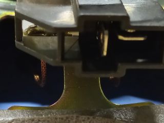 bontott KIA CARENS Jobb első Hangszóró