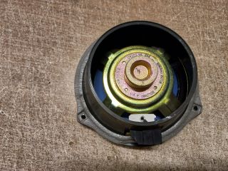 bontott KIA CARENS Jobb első Hangszóró